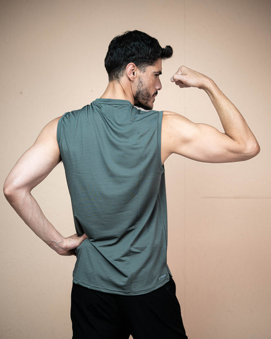 Men’s Slim Fit Sleeveless Performance Tank