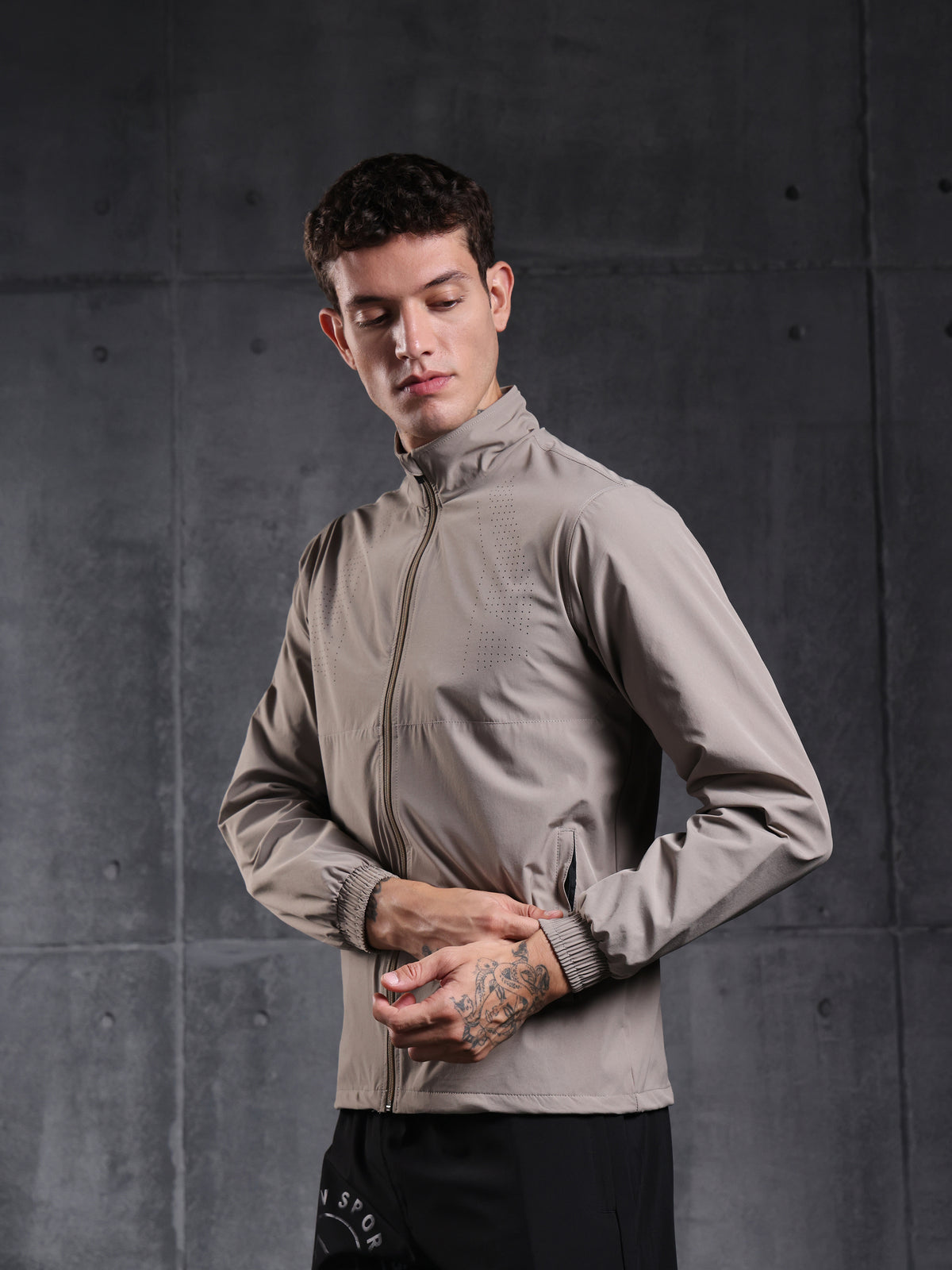 EthanSports men's beige full sleeve jacket with front zipper