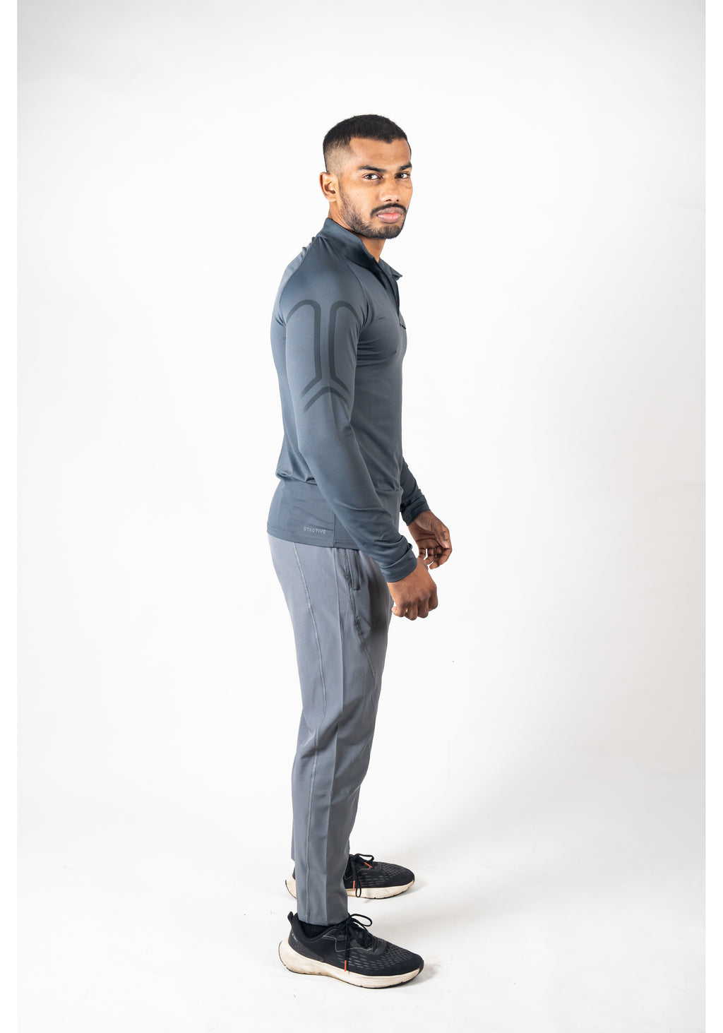 Ethan Men Solid Full Sleeve Zipper Collar T-Shirt